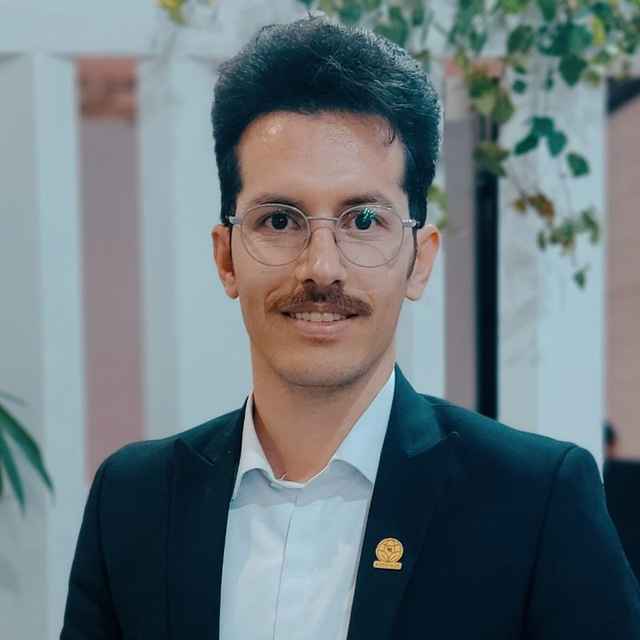 مجتبی حسینیان-image